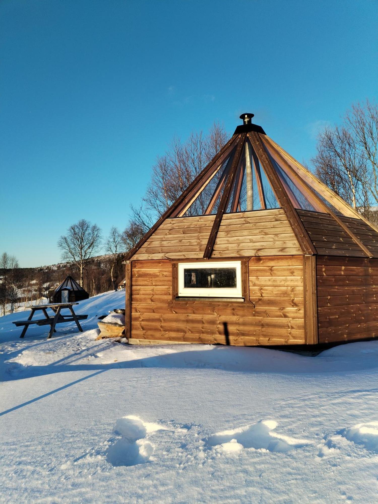 Апартаменты Hessdalen Ufocamp Varhus Номер фото